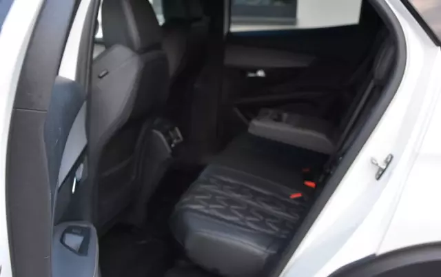 PEUGEOT 3008 2.0 BlueHDi GT S&S EAT8