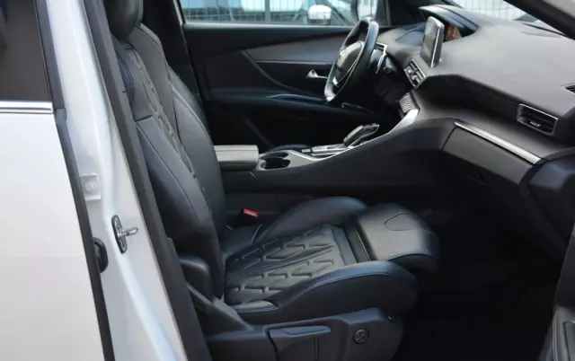 PEUGEOT 3008 2.0 BlueHDi GT S&S EAT8