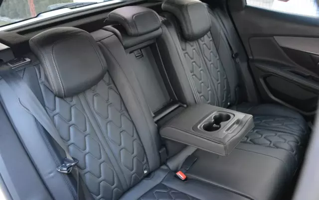 PEUGEOT 3008 2.0 BlueHDi GT S&S EAT8