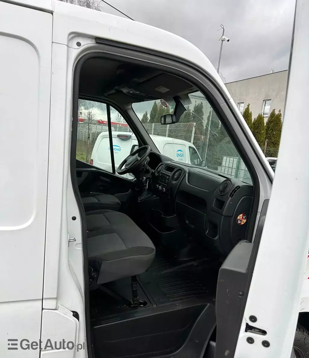 RENAULT Master 