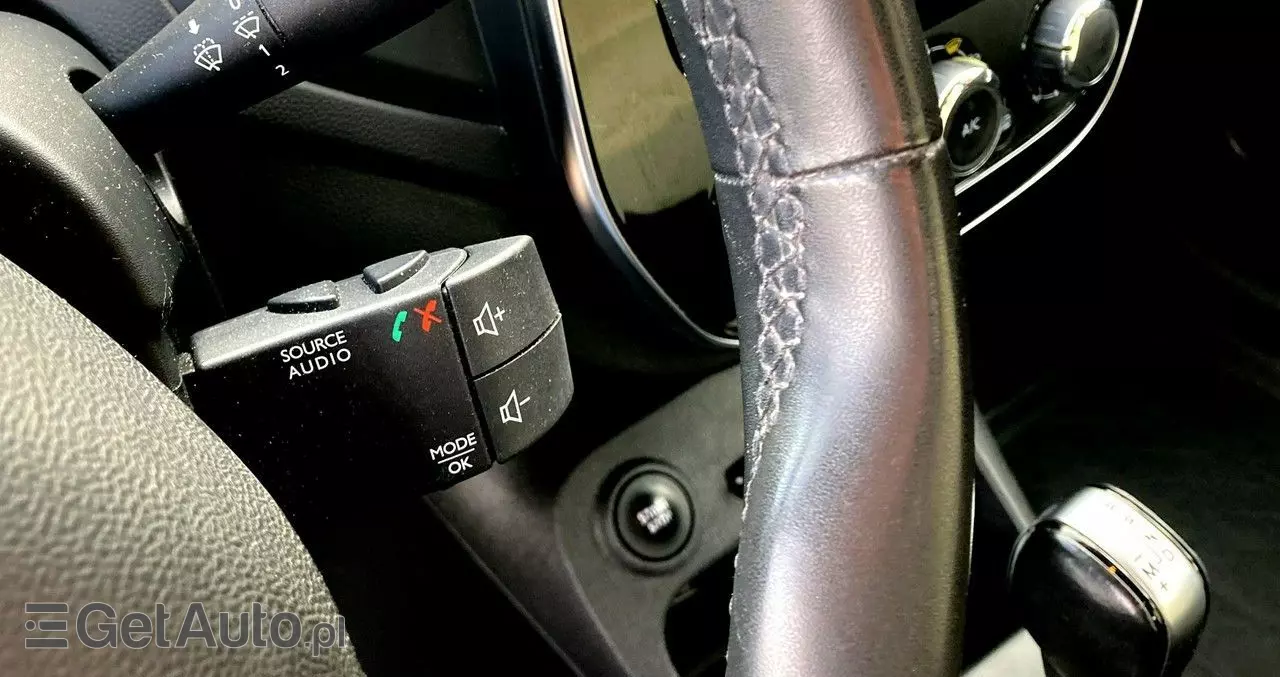 RENAULT Captur 1.2 Energy TCe Limited EDC