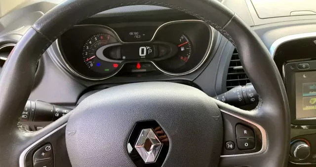 RENAULT Captur 1.2 Energy TCe Limited EDC