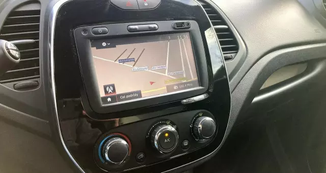 RENAULT Captur 1.2 Energy TCe Limited EDC