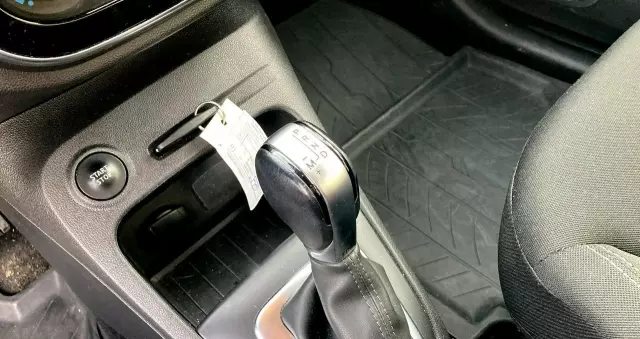 RENAULT Captur 1.2 Energy TCe Limited EDC