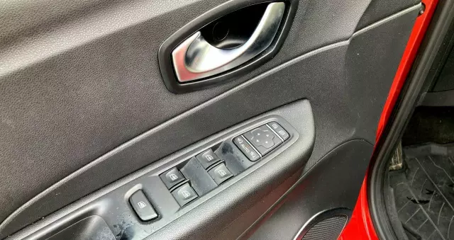 RENAULT Captur 1.2 Energy TCe Limited EDC