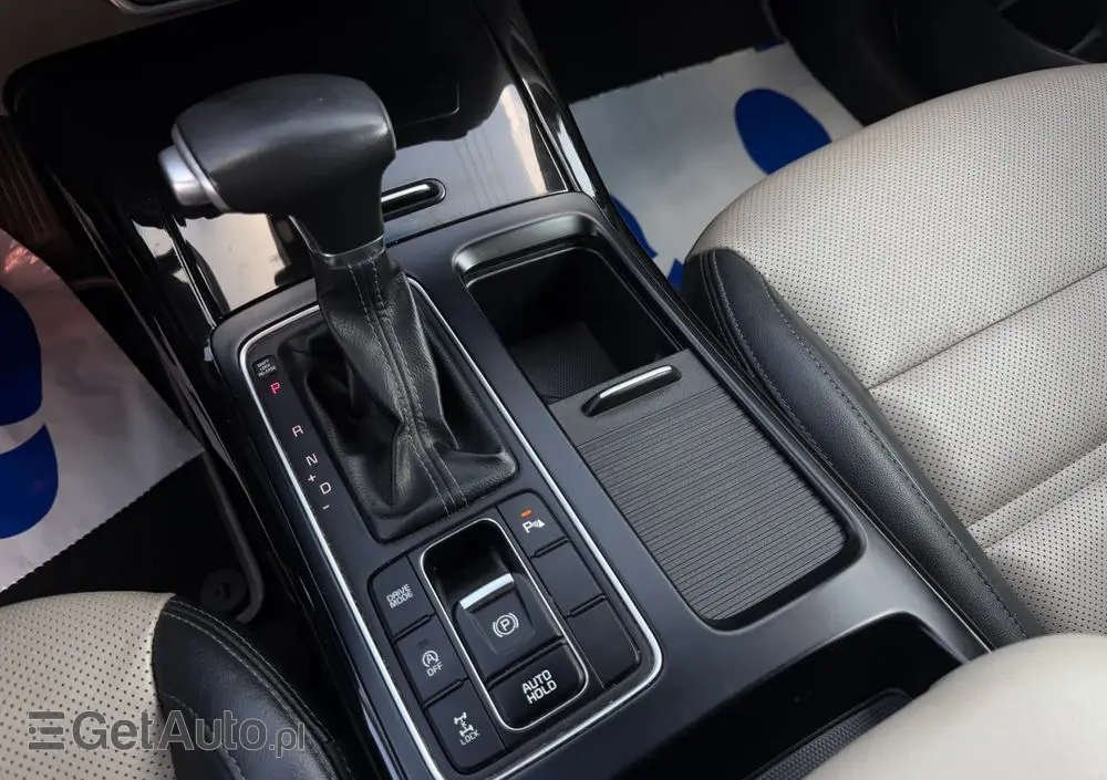 KIA Sorento 2.0 CRDI L