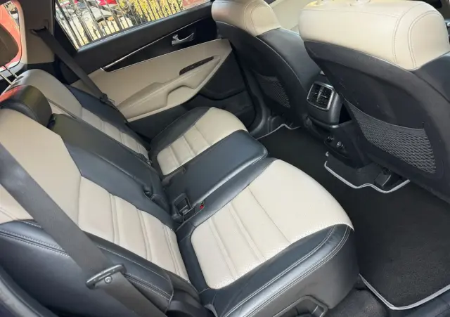 KIA Sorento 2.0 CRDI L