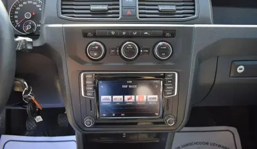 VOLKSWAGEN Caddy 