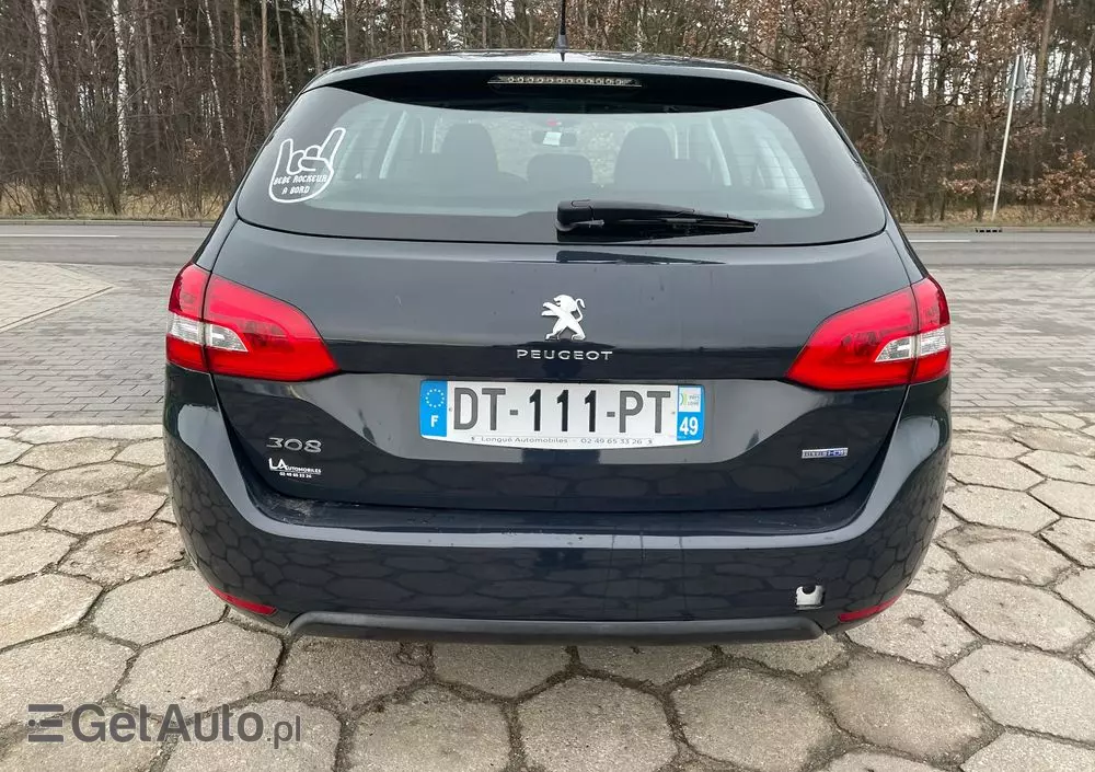 PEUGEOT 308 