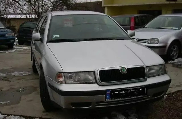 SKODA Octavia 