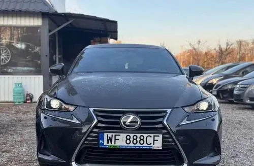 LEXUS IS 