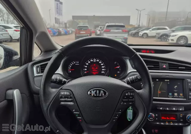 KIA Ceed Cee'd 1.6 GDI Smart Plus DCT