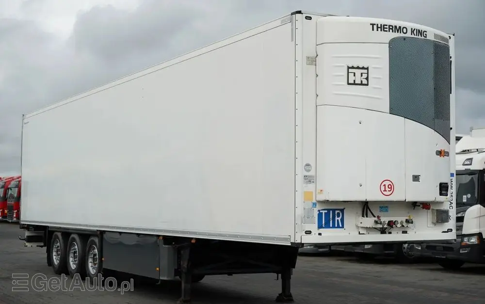 SCHMITZ CARGOBULL CHŁODNIA / THERMO KING SLX 300 / HAKÓWKA / HAKOWA / OŚ PODNOSZONA / KOSZ NA PALETY 