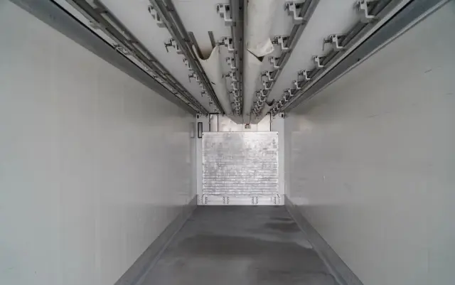 SCHMITZ CARGOBULL CHŁODNIA / THERMO KING SLX 300 / HAKÓWKA / HAKOWA / OŚ PODNOSZONA / KOSZ NA PALETY 