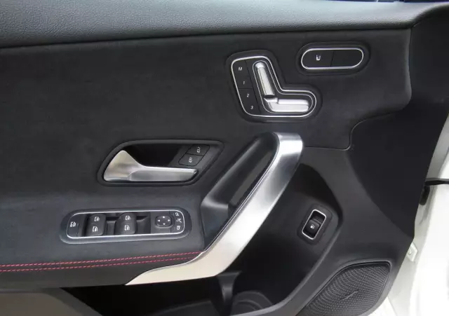 MERCEDES-BENZ Klasa A 