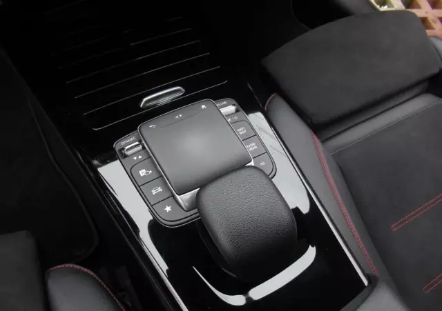 MERCEDES-BENZ Klasa A 