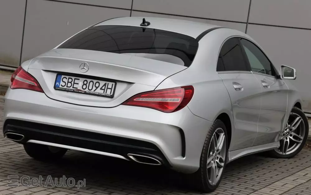 MERCEDES-BENZ CLA 180 d AMG Line
