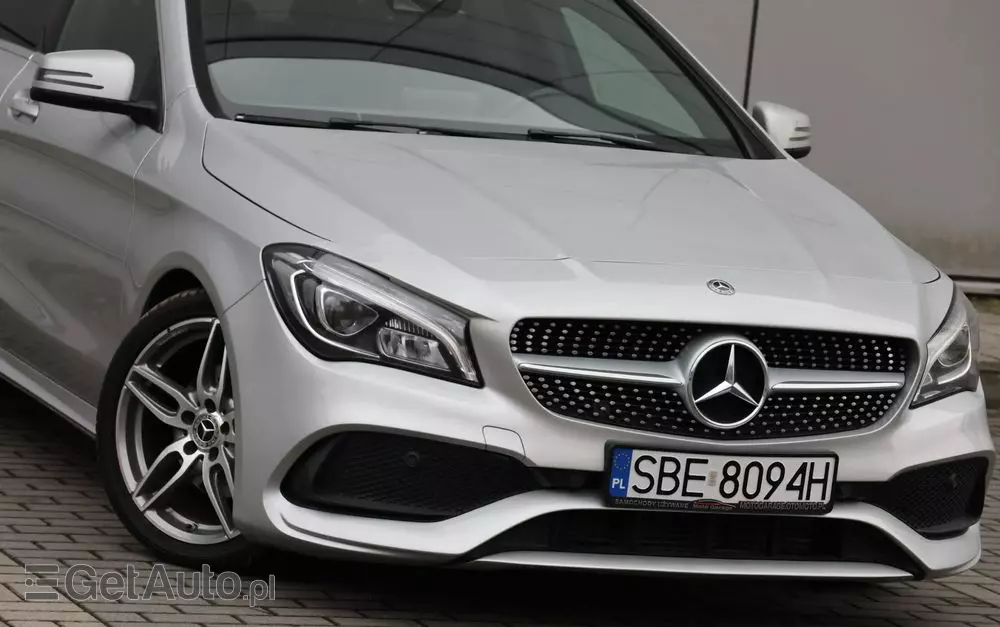 MERCEDES-BENZ CLA 180 d AMG Line