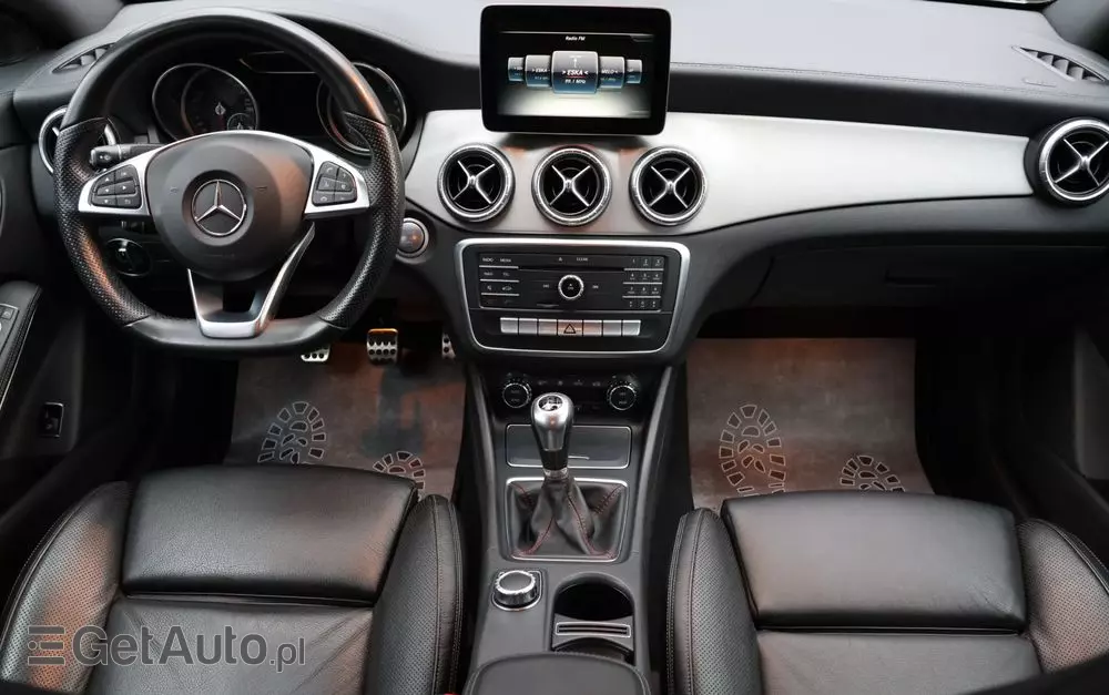 MERCEDES-BENZ CLA 180 d AMG Line
