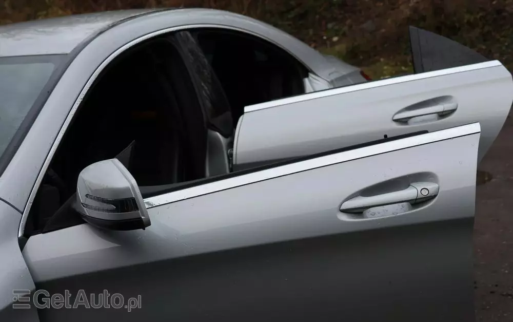 MERCEDES-BENZ CLA 180 d AMG Line