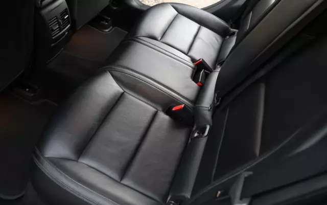 MERCEDES-BENZ CLA 180 d AMG Line