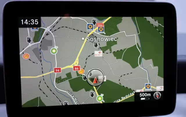 MERCEDES-BENZ CLA 180 d AMG Line