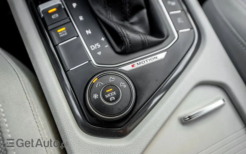 VOLKSWAGEN Tiguan 2.0 TDI SCR 4MOTION DSG Highline