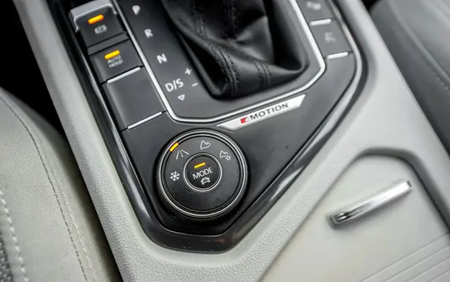 VOLKSWAGEN Tiguan 2.0 TDI SCR 4MOTION DSG Highline