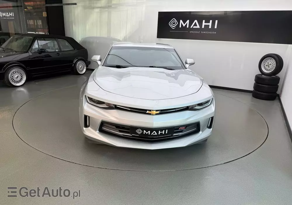 CHEVROLET Camaro Coupe Touring 2.0