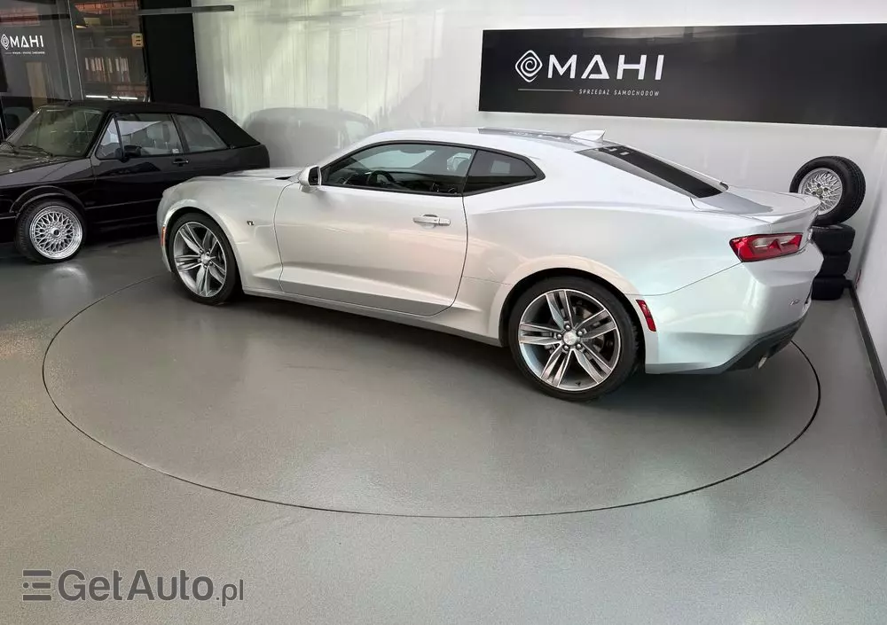 CHEVROLET Camaro Coupe Touring 2.0