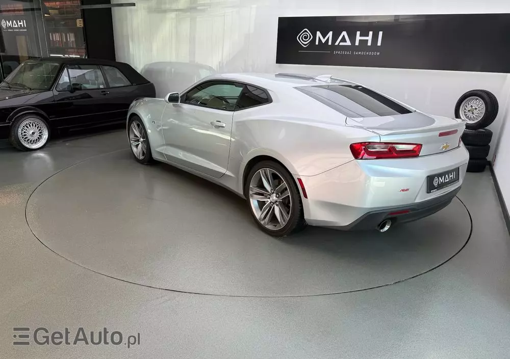 CHEVROLET Camaro Coupe Touring 2.0