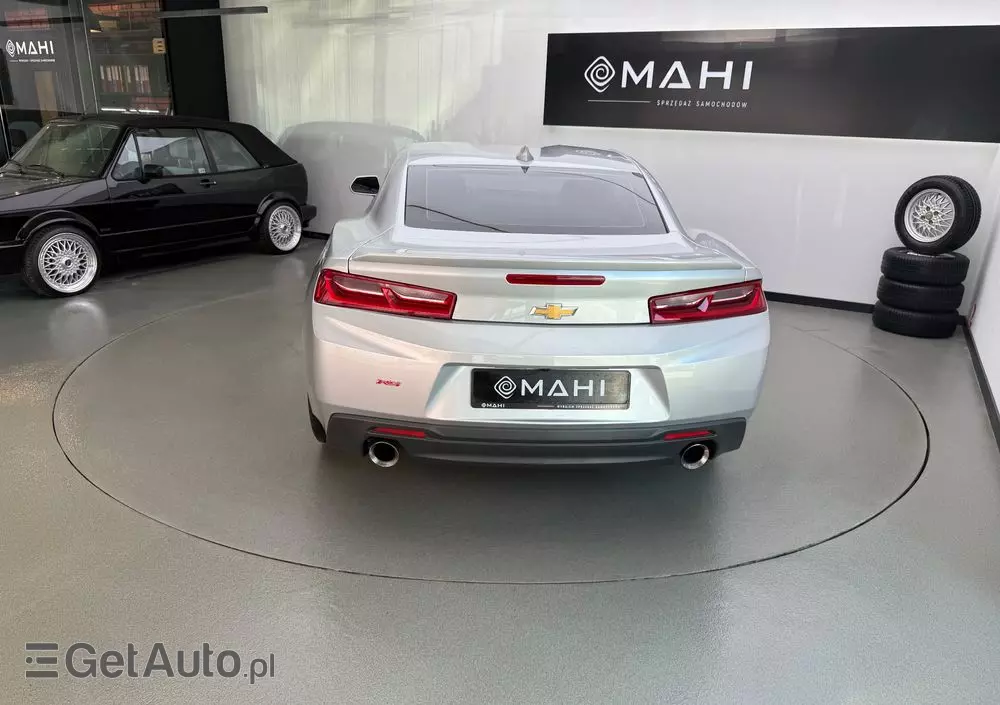 CHEVROLET Camaro Coupe Touring 2.0