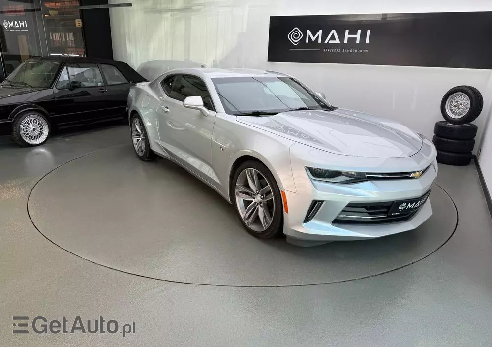 CHEVROLET Camaro Coupe Touring 2.0