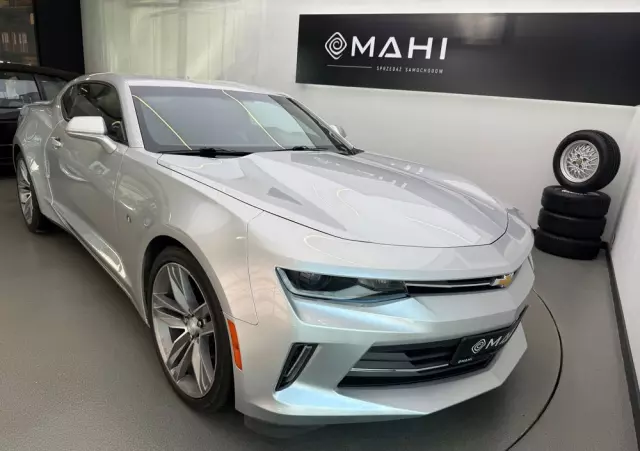 CHEVROLET Camaro Coupe Touring 2.0