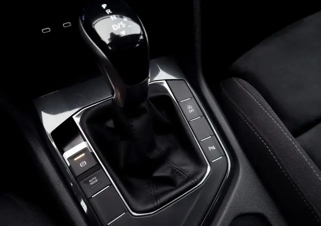 VOLKSWAGEN Tiguan 2.0 TDI SCR DSG Life