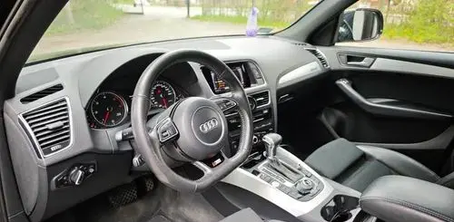 AUDI Q5 