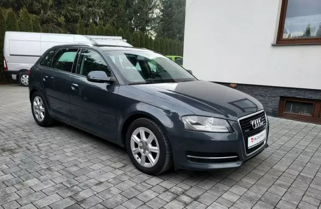AUDI A3 
