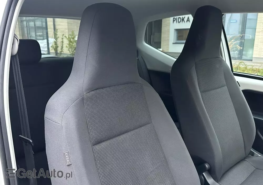 VOLKSWAGEN Up! (BlueMotion Technology) high