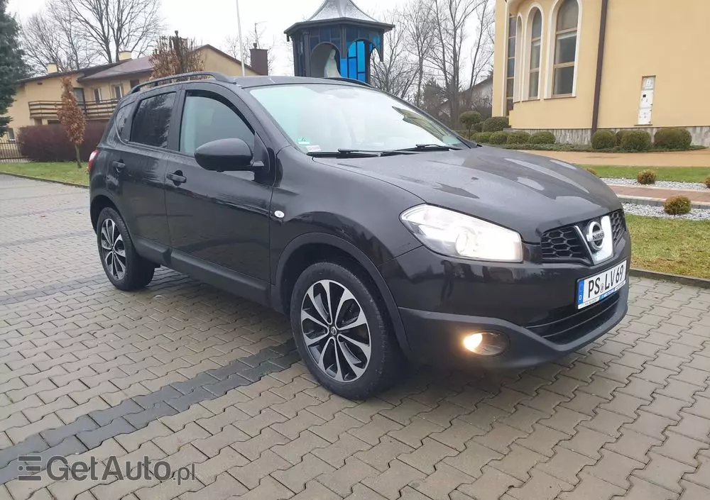 NISSAN Qashqai 2.0 dCi 4 x 4 DPF tekna