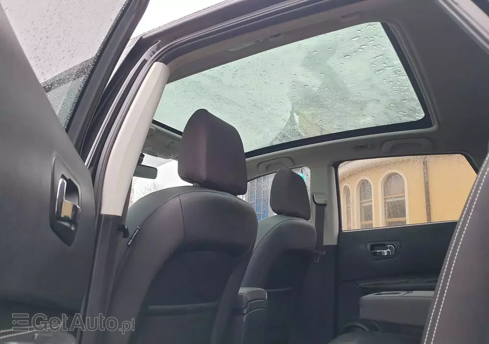 NISSAN Qashqai 2.0 dCi 4 x 4 DPF tekna