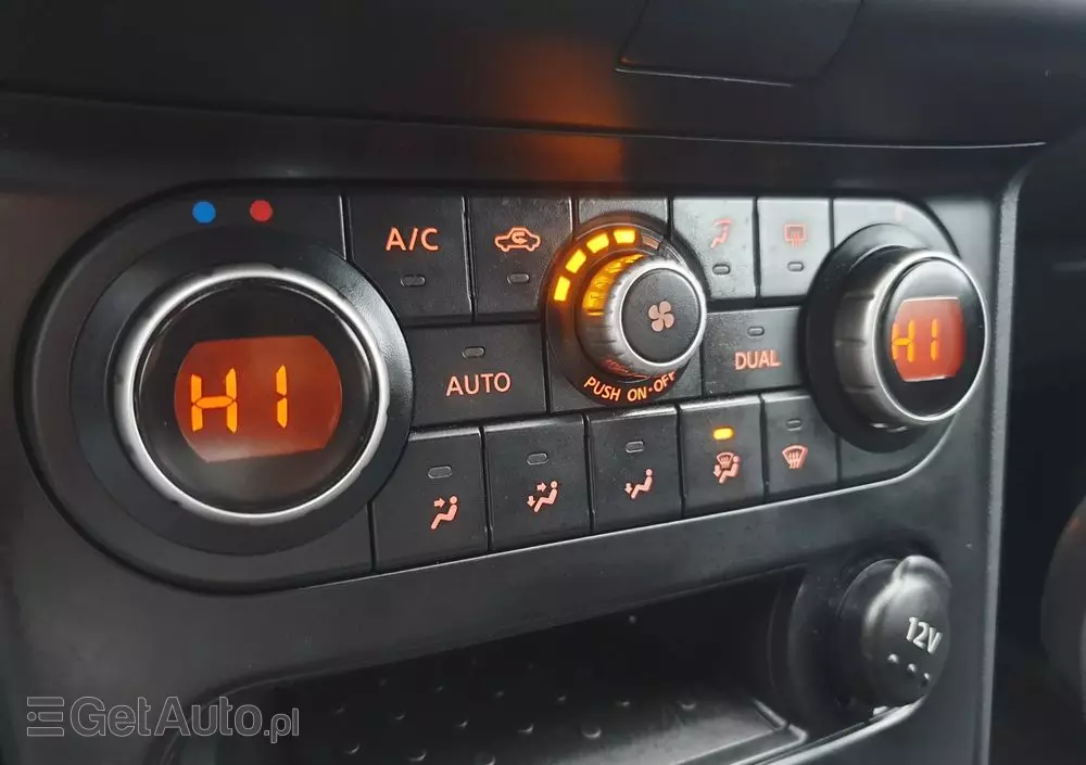 NISSAN Qashqai 2.0 dCi 4 x 4 DPF tekna