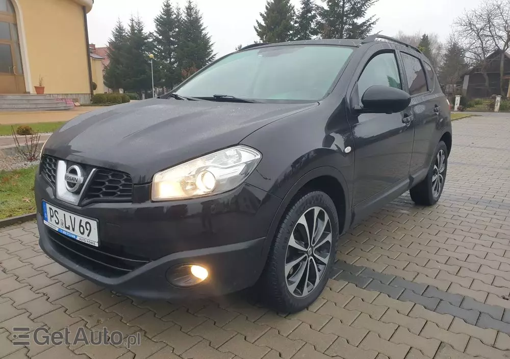 NISSAN Qashqai 2.0 dCi 4 x 4 DPF tekna