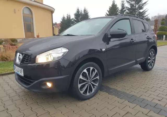 NISSAN Qashqai 2.0 dCi 4 x 4 DPF tekna