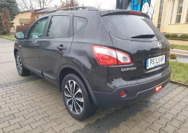 NISSAN Qashqai 2.0 dCi 4 x 4 DPF tekna