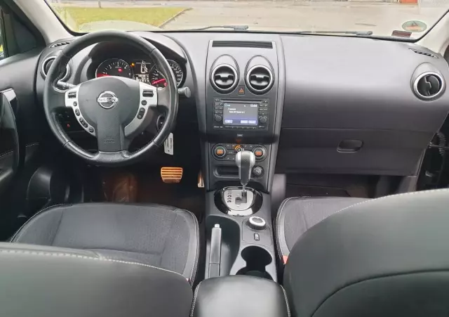 NISSAN Qashqai 2.0 dCi 4 x 4 DPF tekna