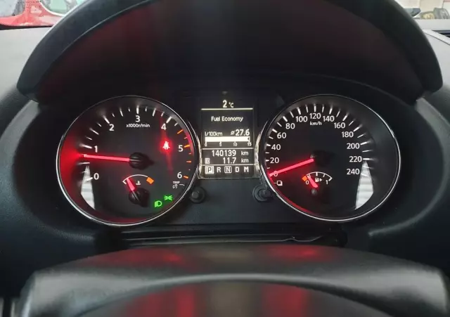 NISSAN Qashqai 2.0 dCi 4 x 4 DPF tekna