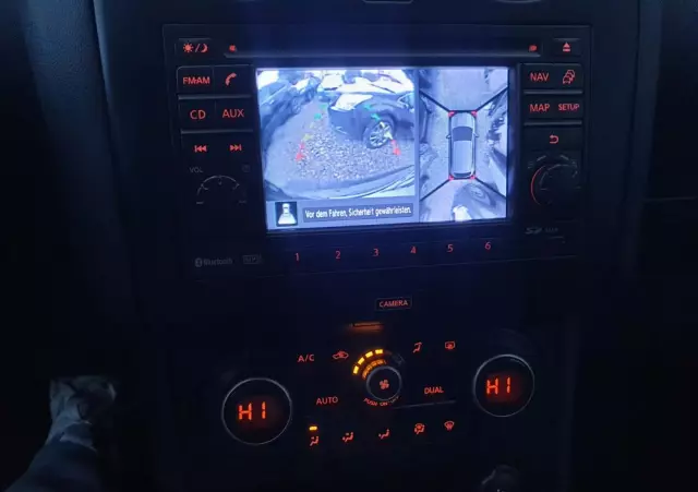 NISSAN Qashqai 2.0 dCi 4 x 4 DPF tekna