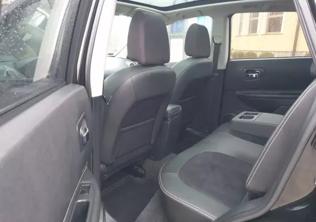 NISSAN Qashqai 2.0 dCi 4 x 4 DPF tekna