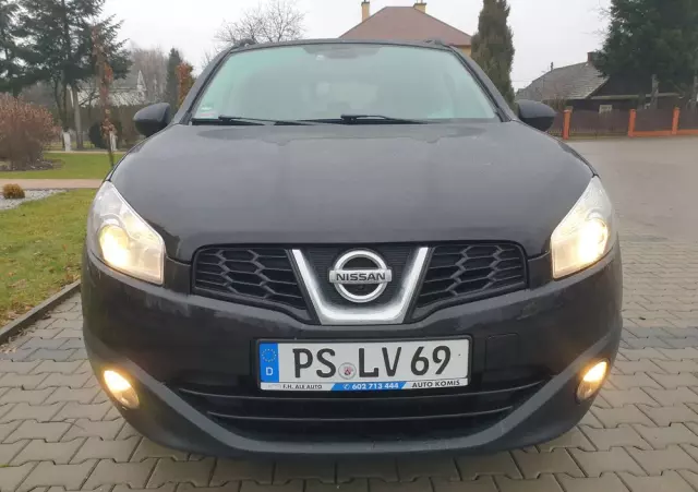 NISSAN Qashqai 2.0 dCi 4 x 4 DPF tekna