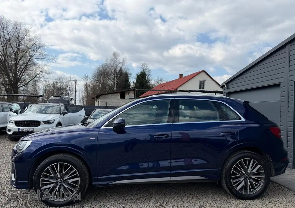 AUDI Q3 40 TDI Quattro S tronic S line